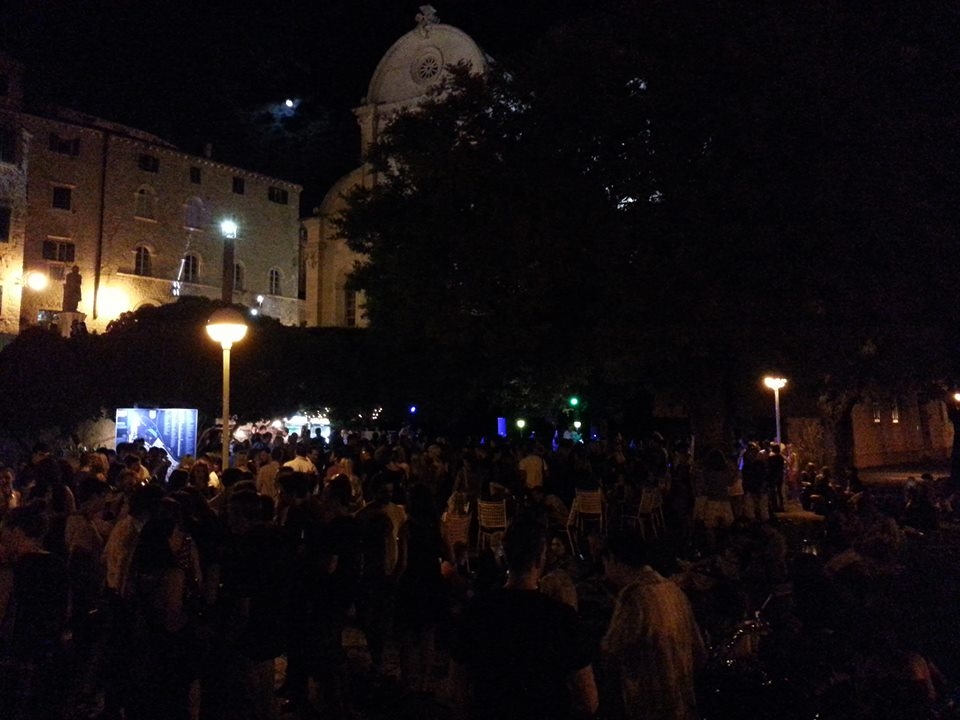 Ljetna pozornica Azimuta Ljetna pozornica Azimuta