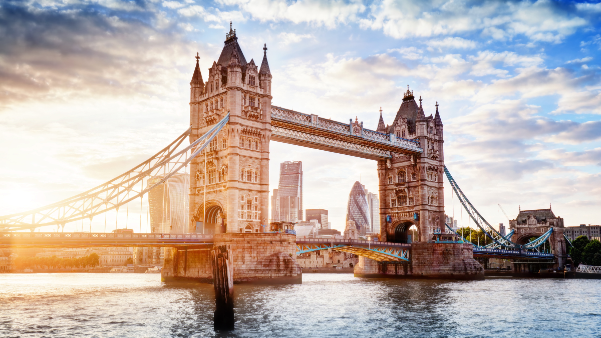 London, Studentski.hr via Canva