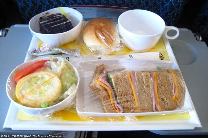 Hrana u avionu 11 Hrana u avionu 11