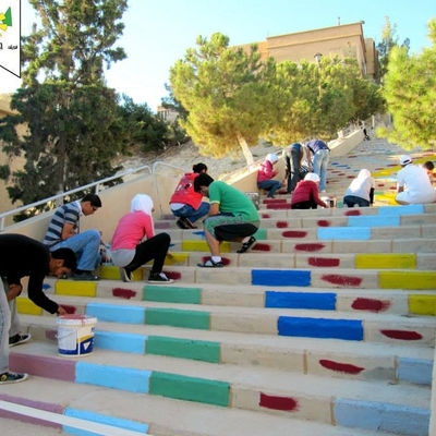 Studenti bojaju stepenice 2