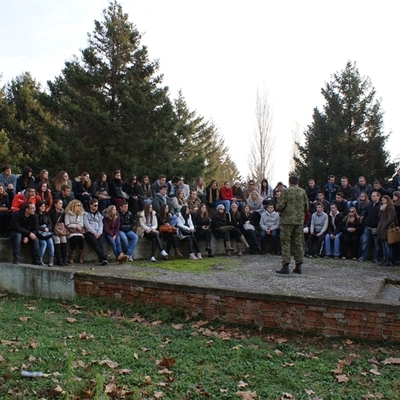 Studenti u Vojarni 