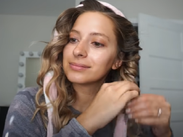 https://www.youtube.com/watch?v=yPBglkeIAOE&t=308s&ab_channel=laineymariebeauty