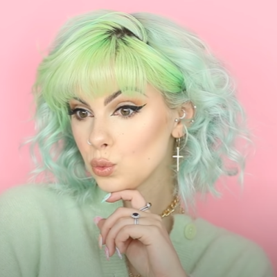 https://www.youtube.com/watch?v=ZoZgedy8sKQ&ab_channel=SophieHannah