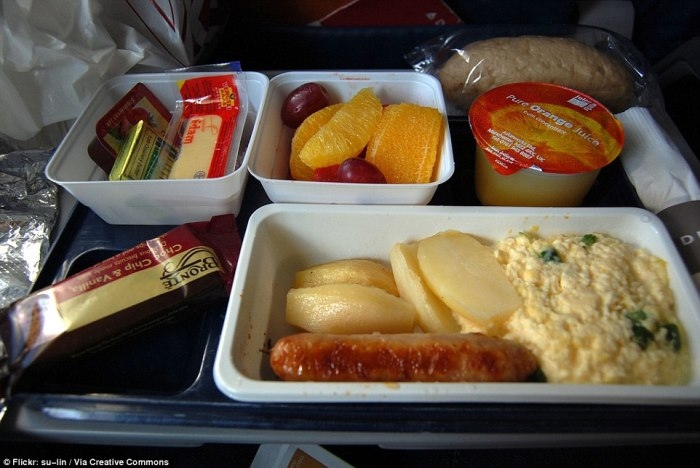 Hrana u avionu 5 Hrana u avionu 5