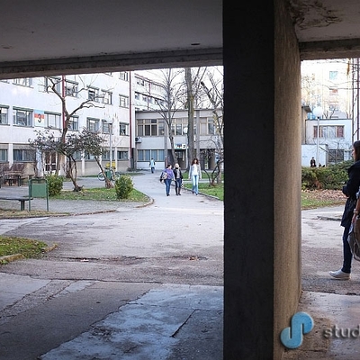 Prolaz u Cvjetnom naselju